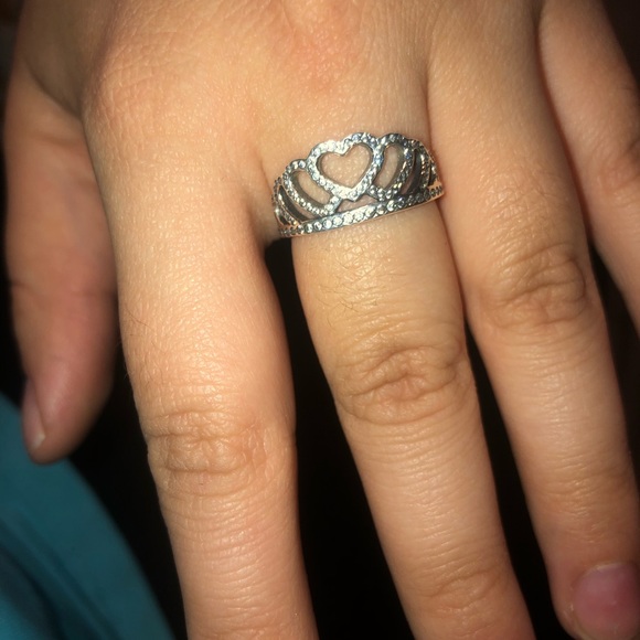 SOLD Pandora Hearts Tiara Ring - Picture 3 of 4